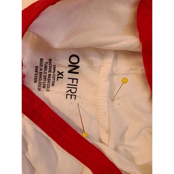 On Fire T Shirt Womens Size 1X Red Sleeveless Graphic  Girl Tee 100% Cotton - Picture 7 of 8